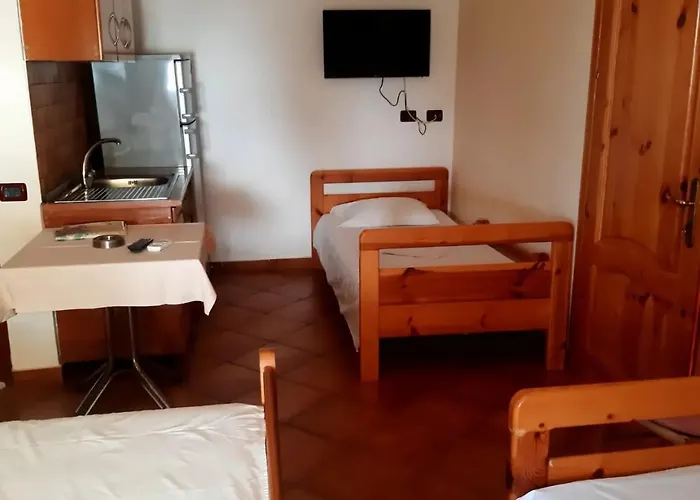 Sinani Seaside Hotel